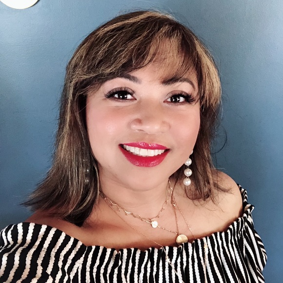 Classic Pearl Earrings (silver or gold) - Picture 3 of 8